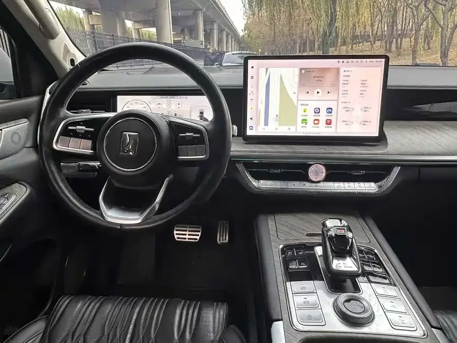 Tank 500 Tank 500 2022 3.0T Sports Edition 5-seater 2023 — миниатюра 5