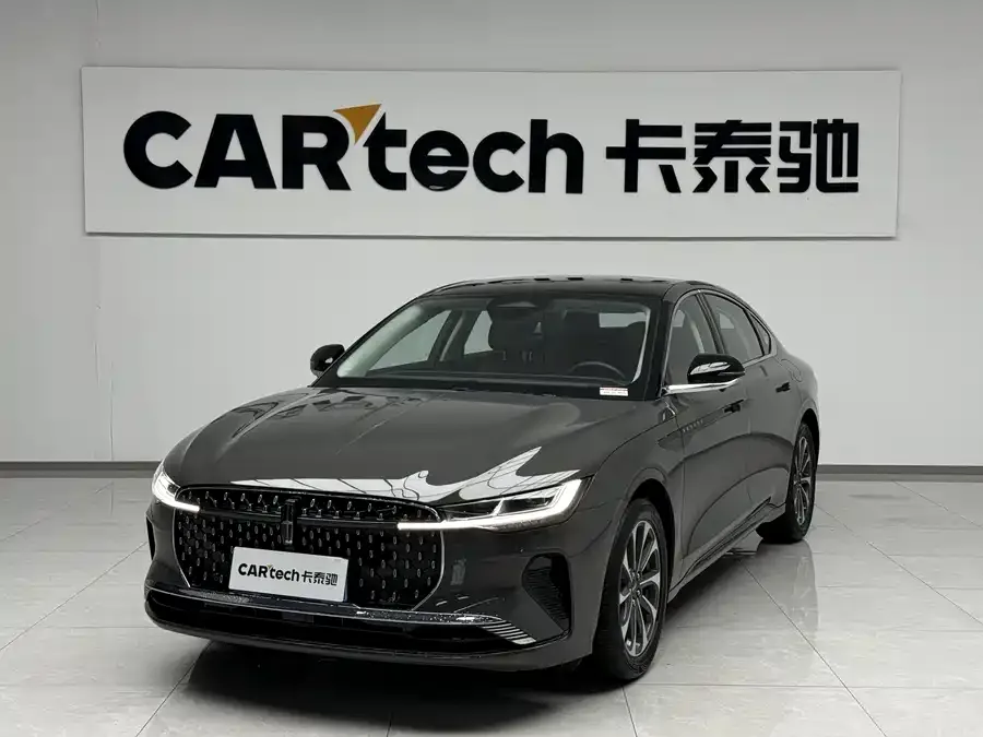 Lincoln Z 2025