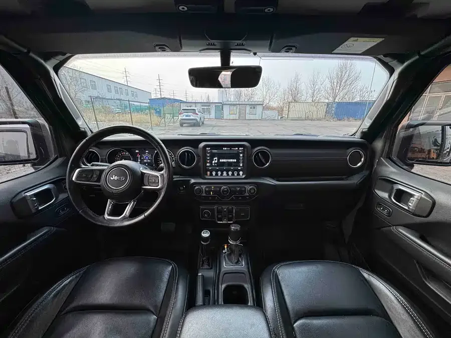 Jeep Gladiator Gladiator 2022 3.6L advance version 2022 — миниатюра 3