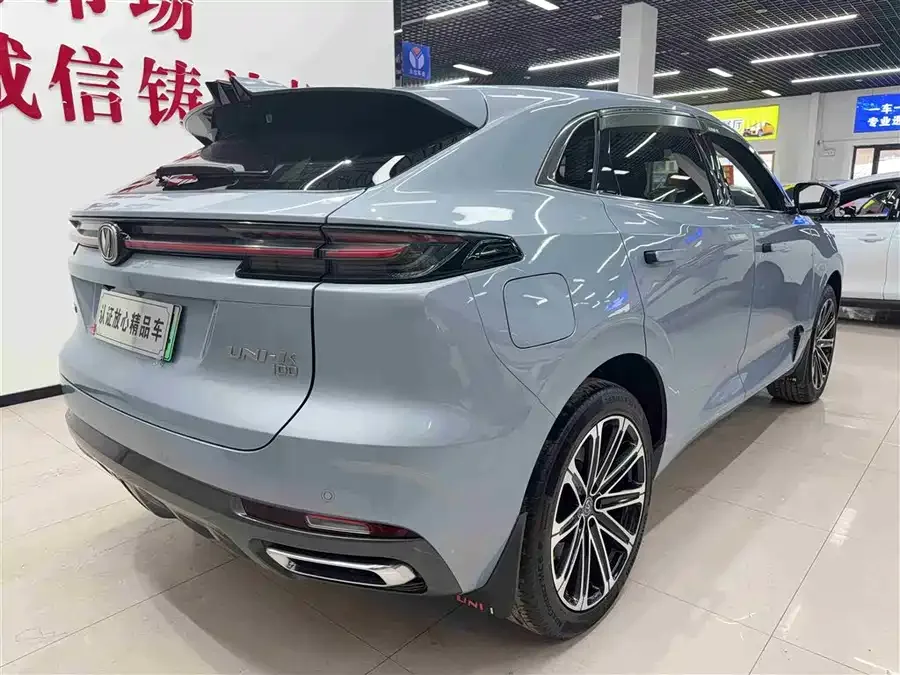 Changan UNI-K Changan UNI-K iDD 2022 Blue Whale iDD 130km 1.5T Premium Edition 2022 — миниатюра 4