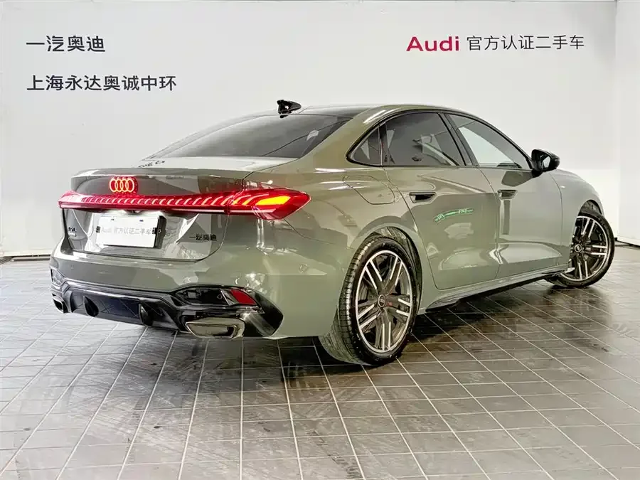 Audi A5L 2026 2.0T Sport Quattro 2025 — миниатюра 2