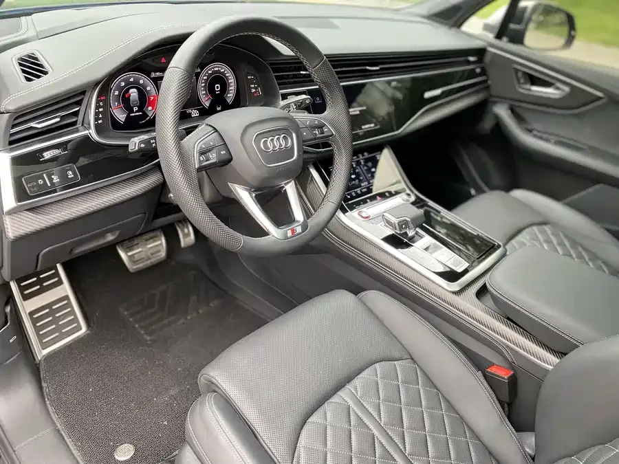 Audi SQ7 2024 4.0 TFSI 2025 — миниатюра 4