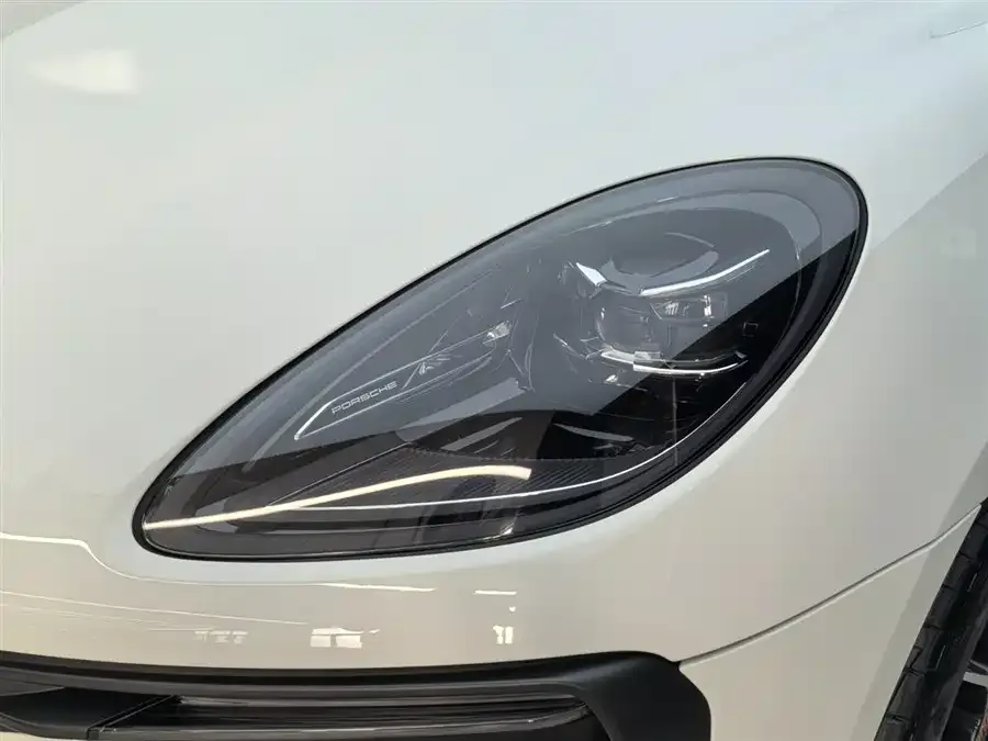 Porsche Macan Macan 2022 Macan 2.0T 2022 — миниатюра 3