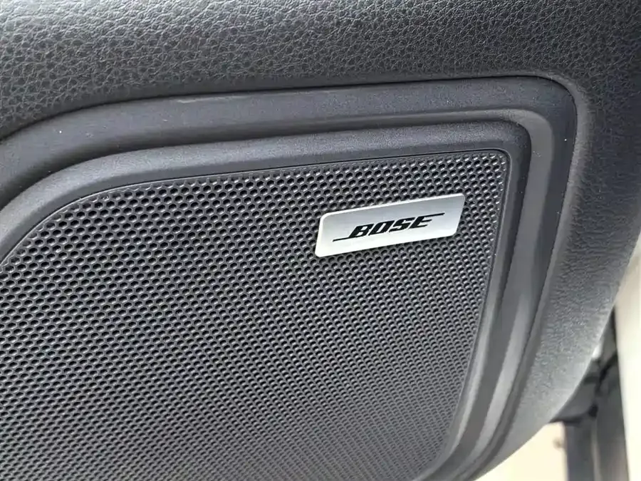 Porsche Macan Macan 2022 Macan 2.0T 2022 — миниатюра 4
