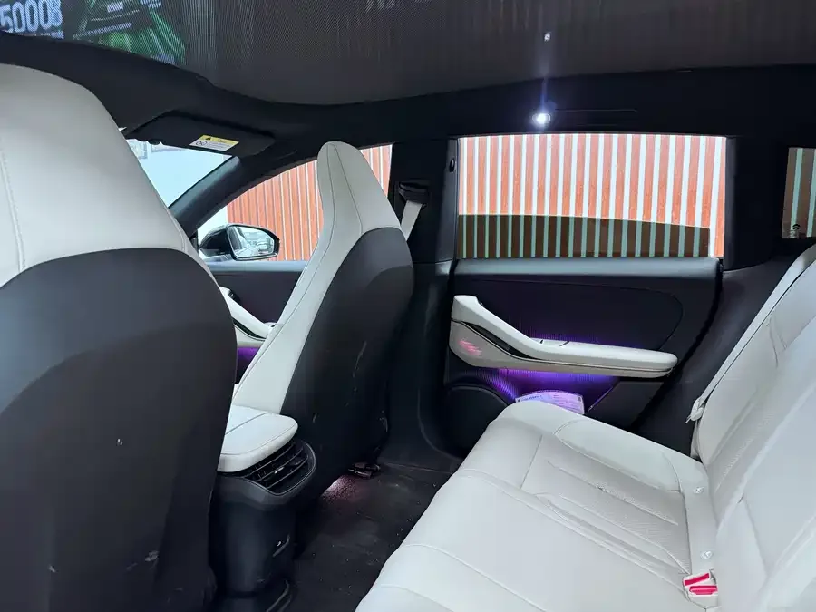 NIO ET5T NIO ET5T 2024 100kWh Touring 2025 — миниатюра 3
