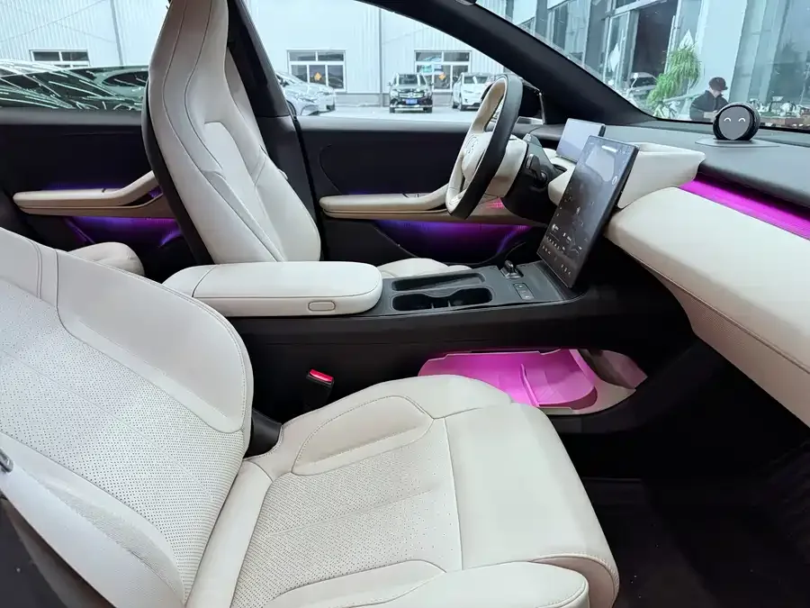 NIO ET5T NIO ET5T 2024 100kWh Touring 2025 — миниатюра 5