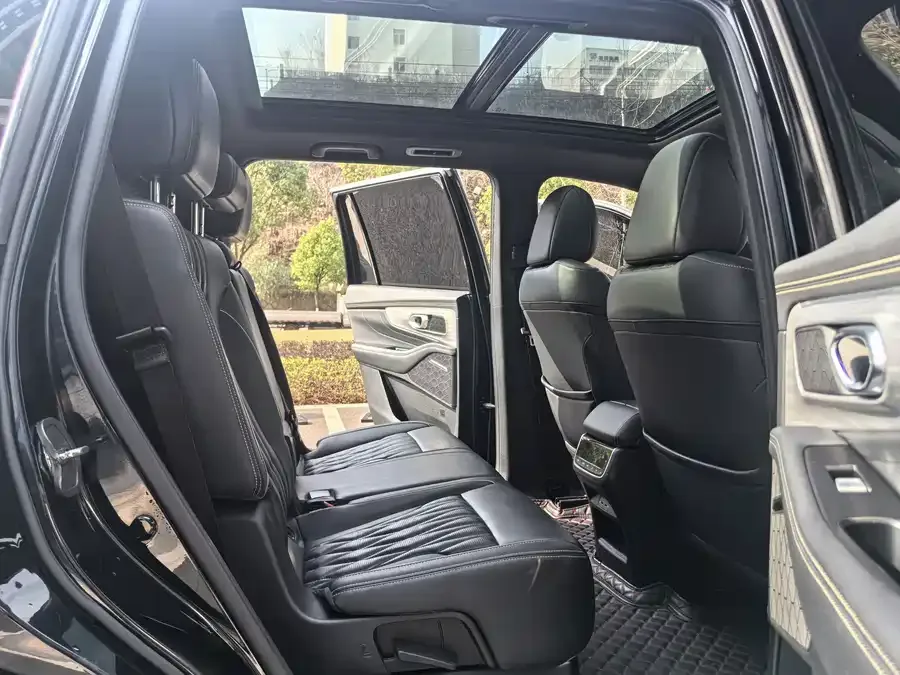 GAC Trumpchi GS8 Trumpchi GS8 2022 Pilot Series 2.0TGDI 2WD Luxury Smart Edition (7 Seaters) 2022 — миниатюра 5