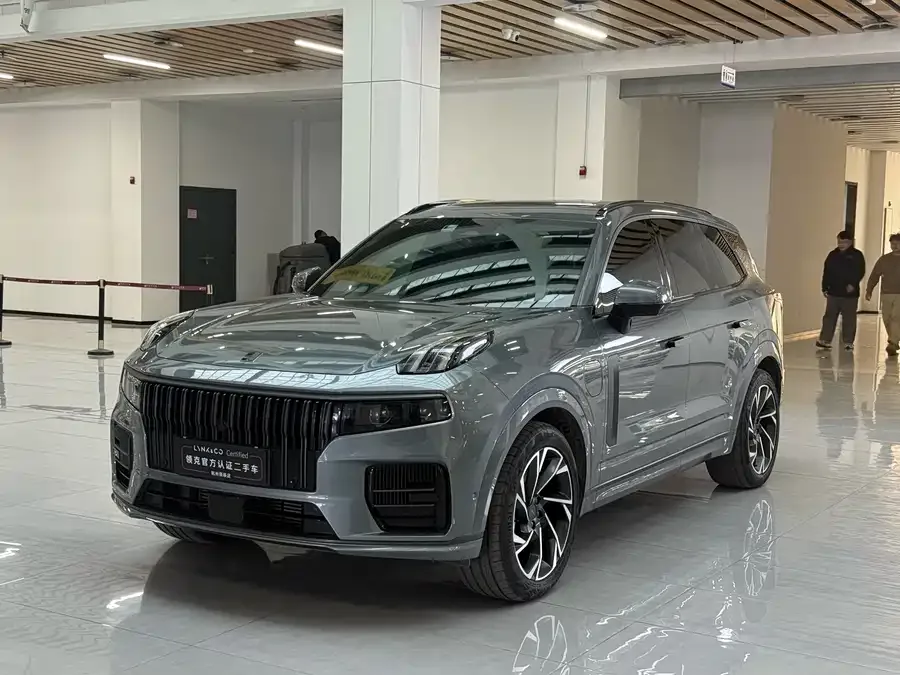 Lynk & Co 09 EM-P 2022