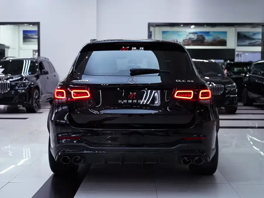 Mercedes-Benz GLC AMG Mercedes-Benz GLC AMG 2022 AMG GLC 43 4MATIC 2023 — миниатюра 5