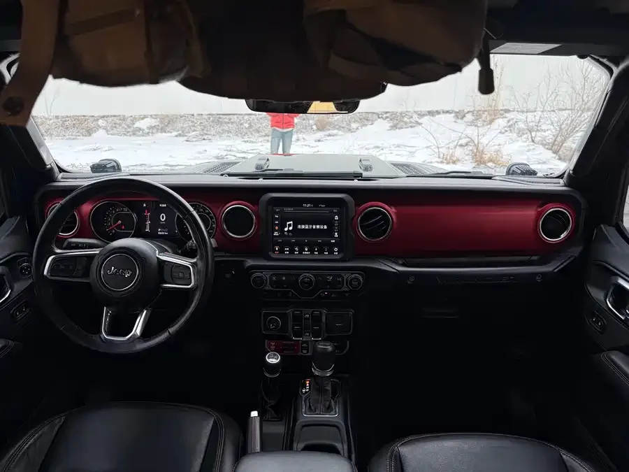 Jeep Wrangler Wrangler 2021 2.0T Robin Hood Four-Door Edition 2022 — миниатюра 2