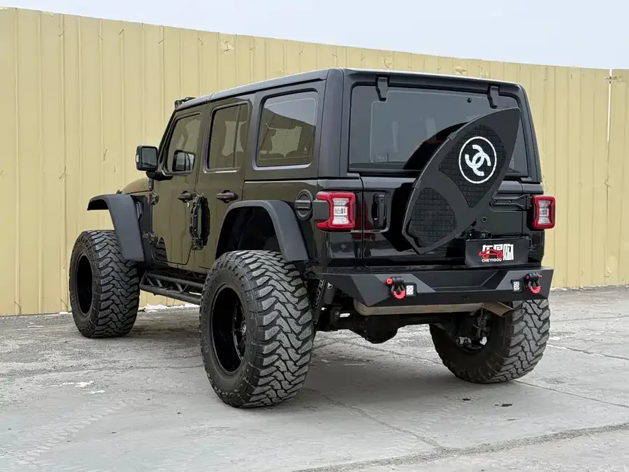 Jeep Wrangler Wrangler 2021 2.0T Robin Hood Four-Door Edition 2022 — миниатюра 3