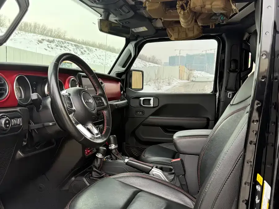 Jeep Wrangler Wrangler 2021 2.0T Robin Hood Four-Door Edition 2022 — миниатюра 4