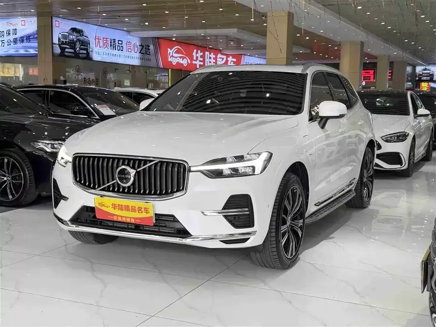 Volvo XC60 Plug-in Hybrid 2023