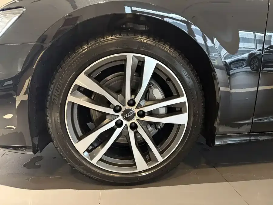 Audi A6 Audi A6 (Imported) 2024 Avant Avant 45 TFSI Selected Dynamic Edition 2025 — миниатюра 4