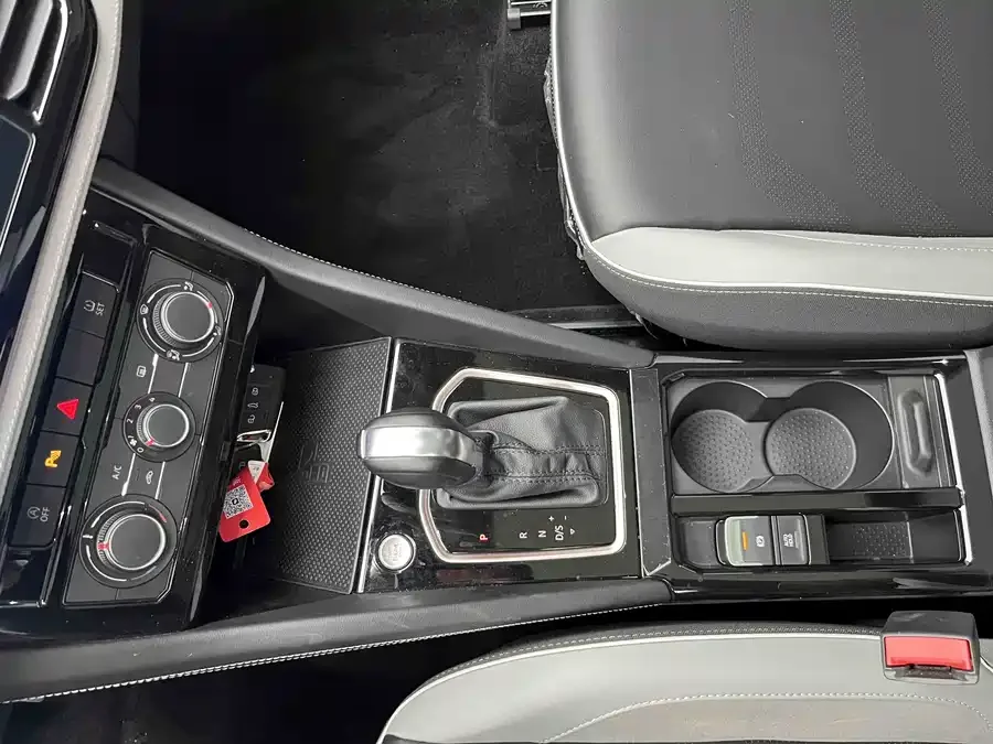 Jetta VS7 Jetta VS7 2022 280TSI Automatic High-gloss Enjoyment Edition 2023 — миниатюра 5