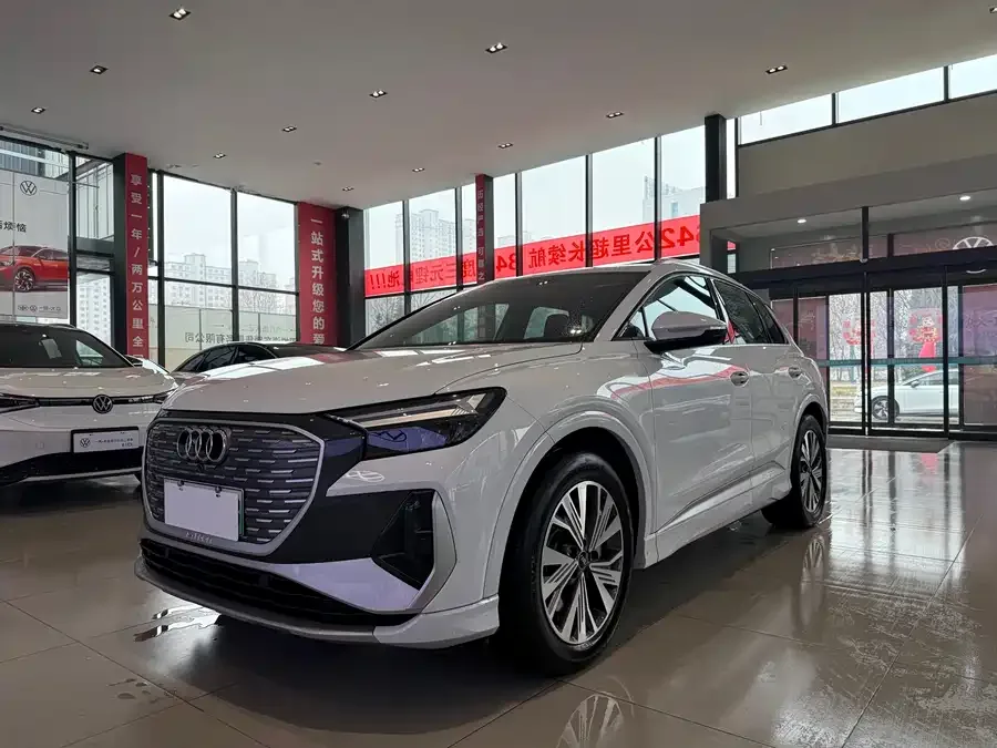 Audi Q4 e-tron 2024 40 e-tron Creative Edition 2024 — фото 1, купить с доставкой в Москву
