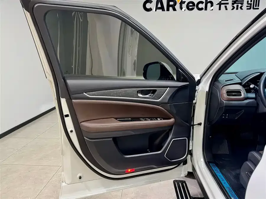 Honda UR-V 2023 370TURBO 2WD Elegant Edition 2024 — миниатюра 5