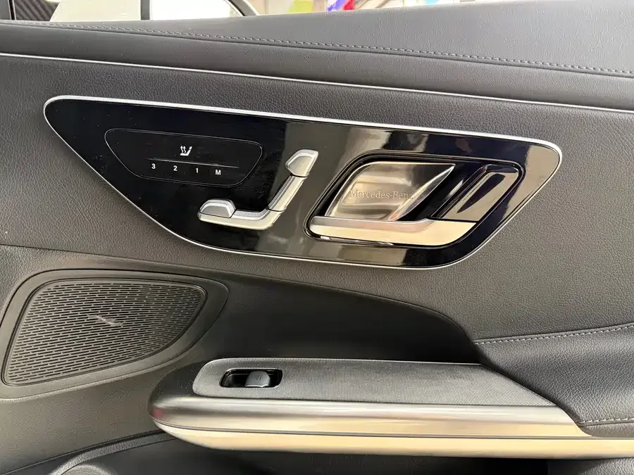 Mercedes-Benz CLE Mercedes-Benz CLE 2025 CLE 260 Coupe 2025 — миниатюра 3