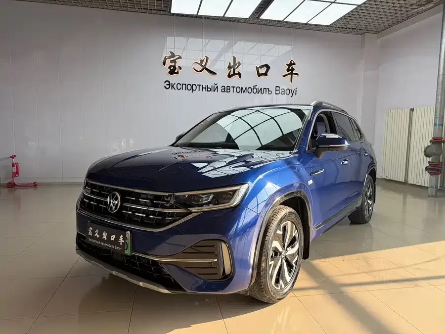 Volkswagen Tayron GTE plug-in hybrid Tanyue GTE plug-in hybrid 2023 280TSI Luxury Plus Advanced Edition 2022 — фото 1, купить с доставкой в Москву