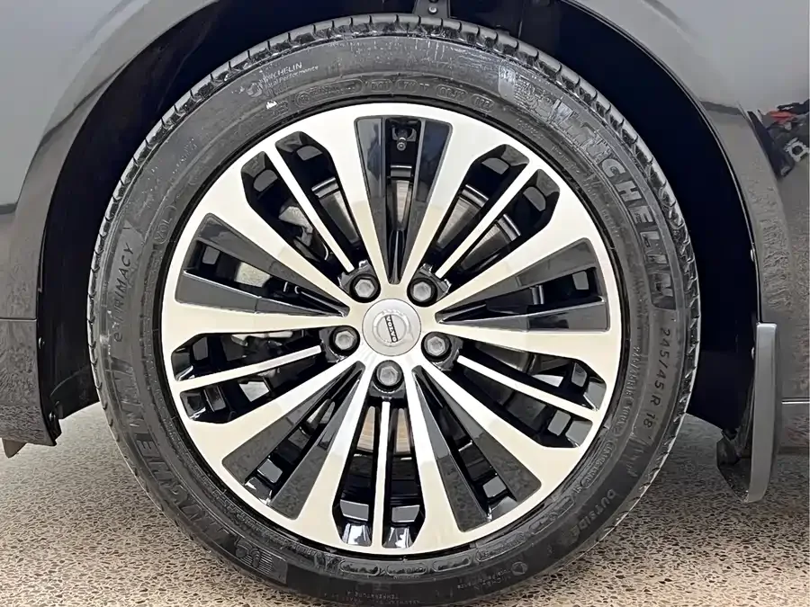 Volvo S90 2024 B5 Luxury Edition 2024 — миниатюра 3