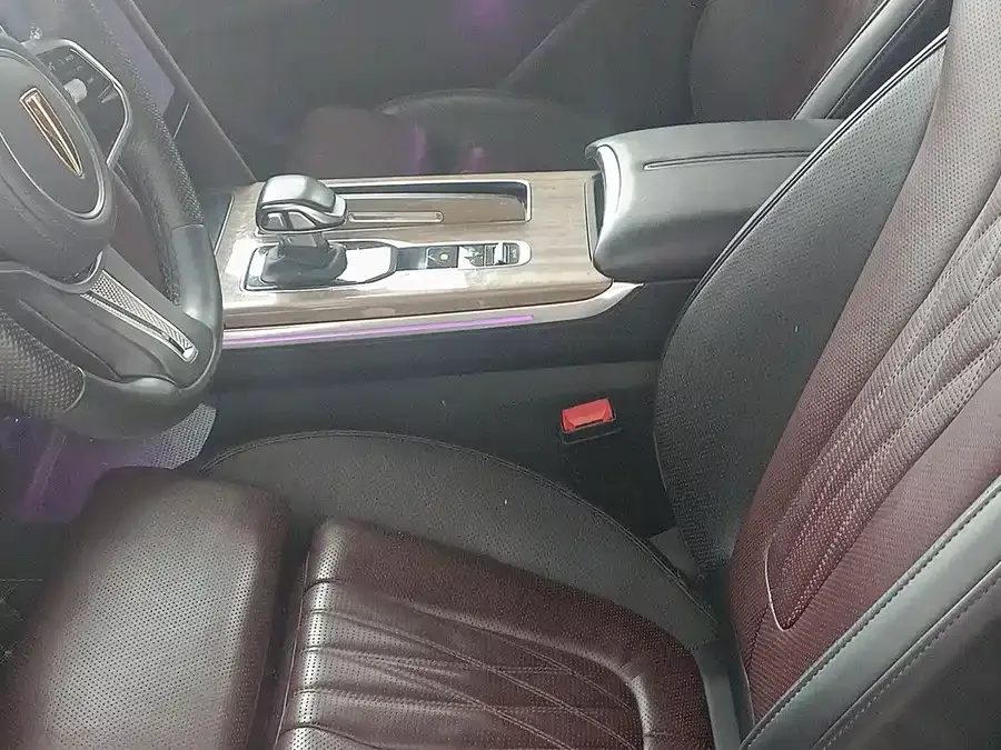 Hongqi HS7 Hongqi HS7 2023 2.0T Automatic 4WD Flagship Edition 6 Seaters 2023 — миниатюра 3