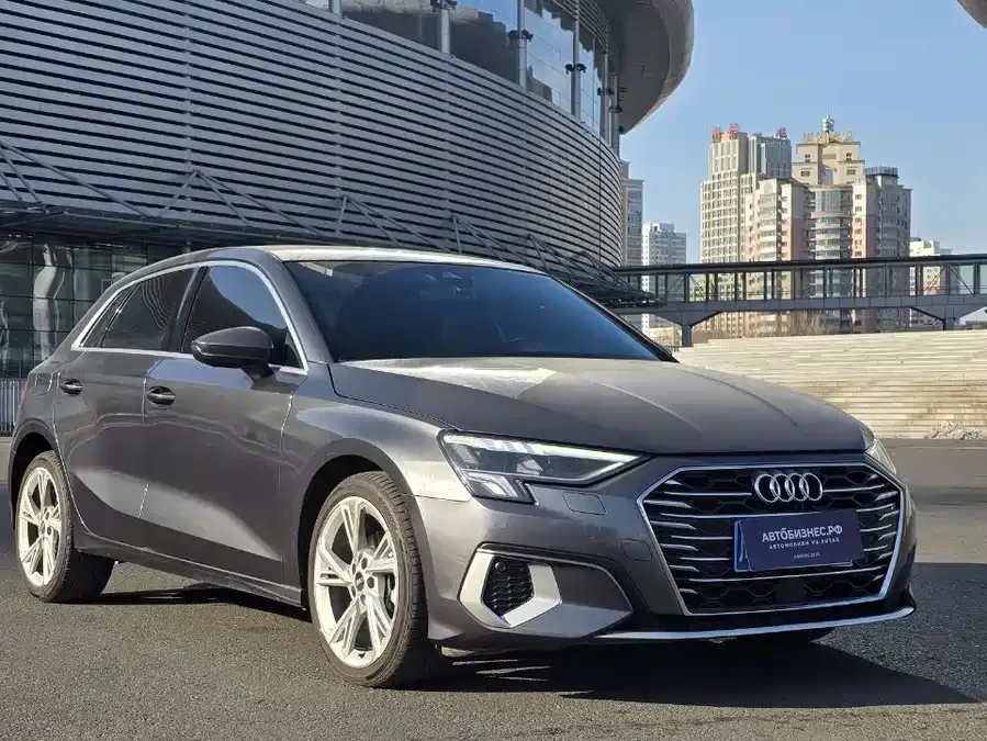 Audi A3 2022 Sportback 35 TFSI Fashionable and Elegant 2023 — фото 1, купить с доставкой в Москву