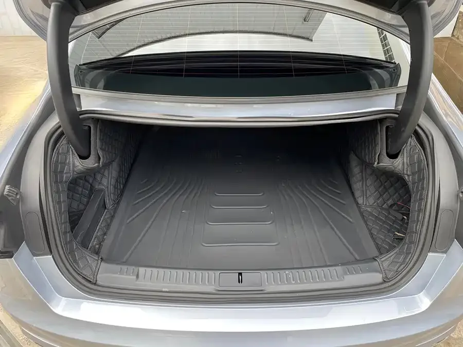 Lincoln Z 2025 2.0T Premium Edition 2025 — миниатюра 3