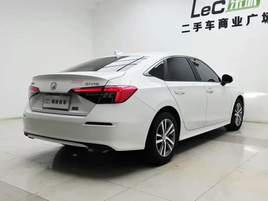 Honda CIVIC 2023 Civic 240TURBO CVT Power Edition 2024 — миниатюра 4