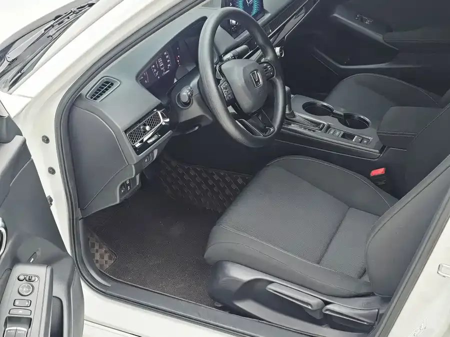 Honda CIVIC 2023 Civic 240TURBO CVT Power Edition 2024 — миниатюра 5