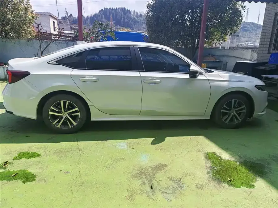 Honda Integra Stylish 2023 240TURBO CVT Technology Edition 2024 — миниатюра 3
