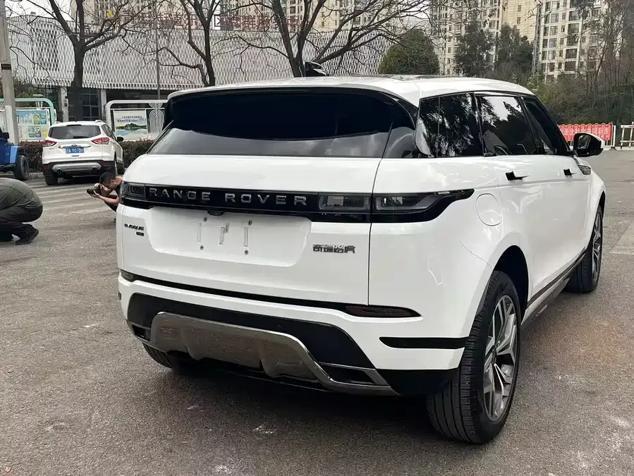 Land Rover Range Rover Aurora Range Rover Aurora 2023 Aurora L 249PS Luxury Edition 2023 — миниатюра 5