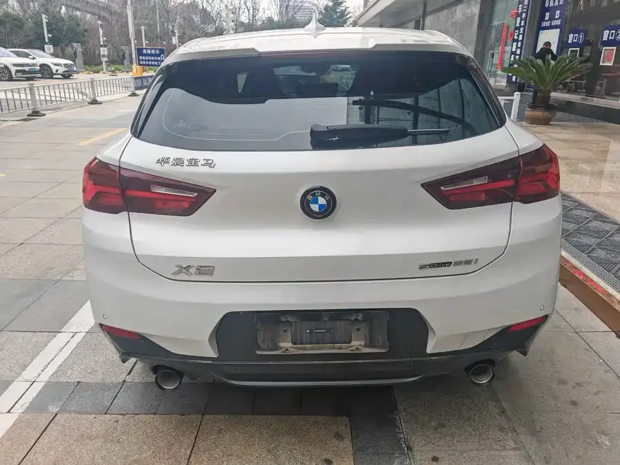 BMW X2 2023 sDrive 25i Brilliant Edition 2024 — миниатюра 5
