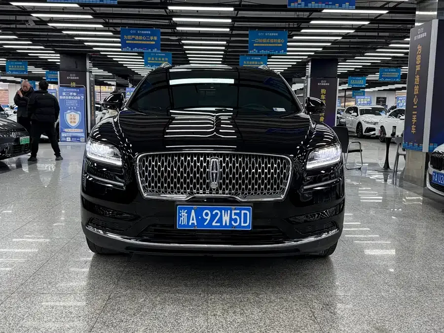 Lincoln Navigator 2022