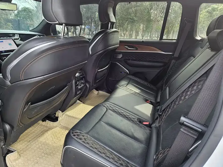 Jeep Grand Cherokee 4xe Grand Cherokee 4xe (Imported) 2023 4xe Peak Edition 2023 — миниатюра 3