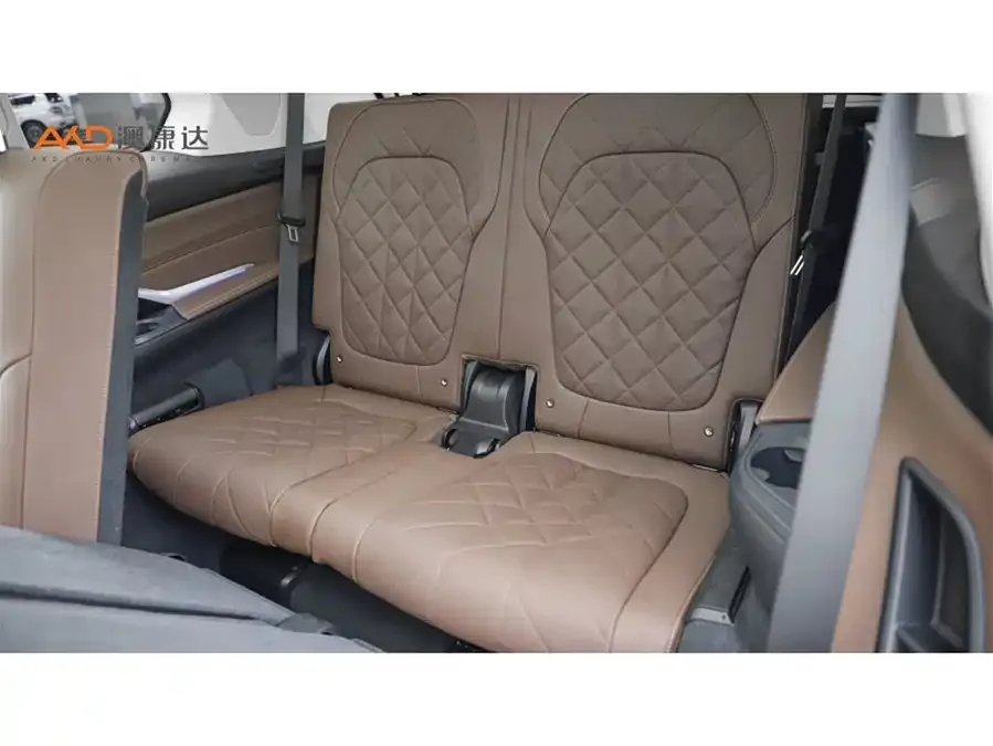 BMW X7 2023 xDrive40i Leading Luxury Package 2024 — миниатюра 3