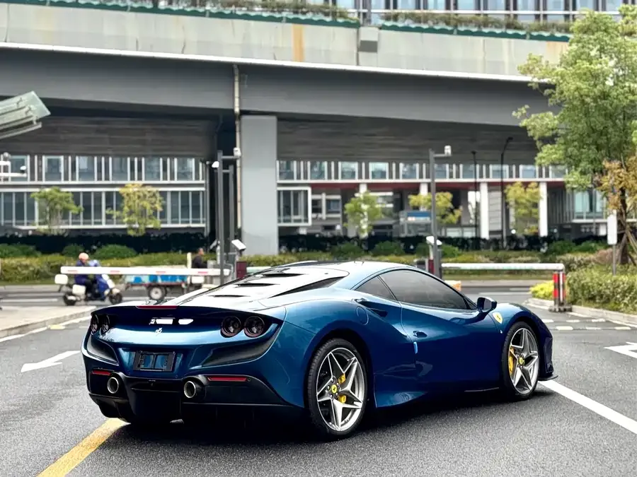 Ferrari F8 Ferrari F8 2019 Tributo 3.9T V8 2023 — миниатюра 5