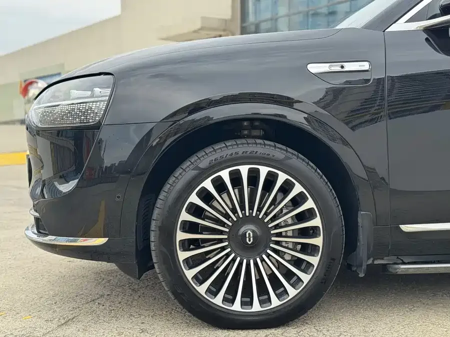AITO M9 Wenjie M9 2024 Extended Range Max Edition 42kWh 6-seater Edition 2024 — миниатюра 2