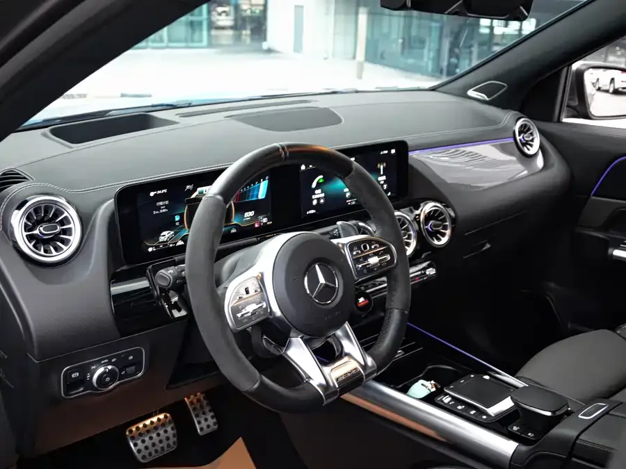 Mercedes-Benz GLA AMG Mercedes-Benz GLA AMG 2021 AMG GLA 45 4MATIC+ 2022 — миниатюра 3