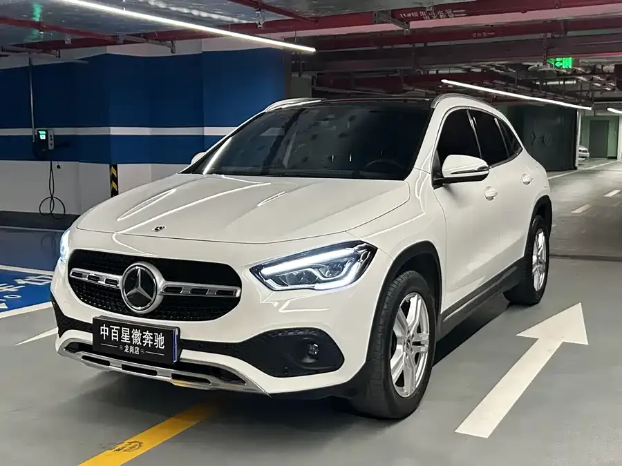 Mercedes-Benz GLA Mercedes-Benz GLA 2023 GLA 200 2023 — фото 1, купить с доставкой в Москву