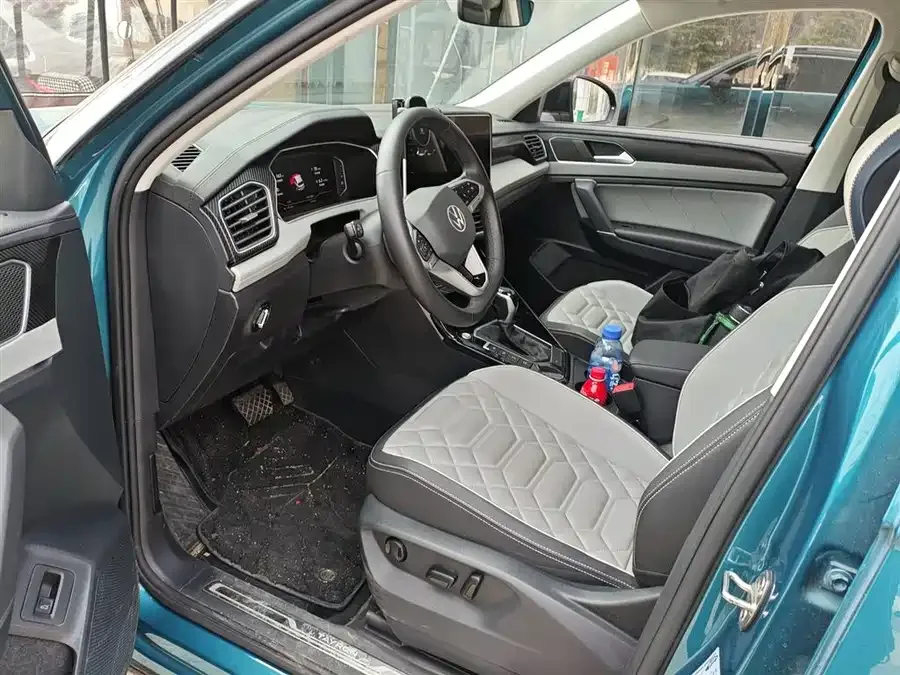 Volkswagen Tayron Tanyue 2023 280TSI 2WD Luxury Plus Advanced Edition 2022 — миниатюра 4