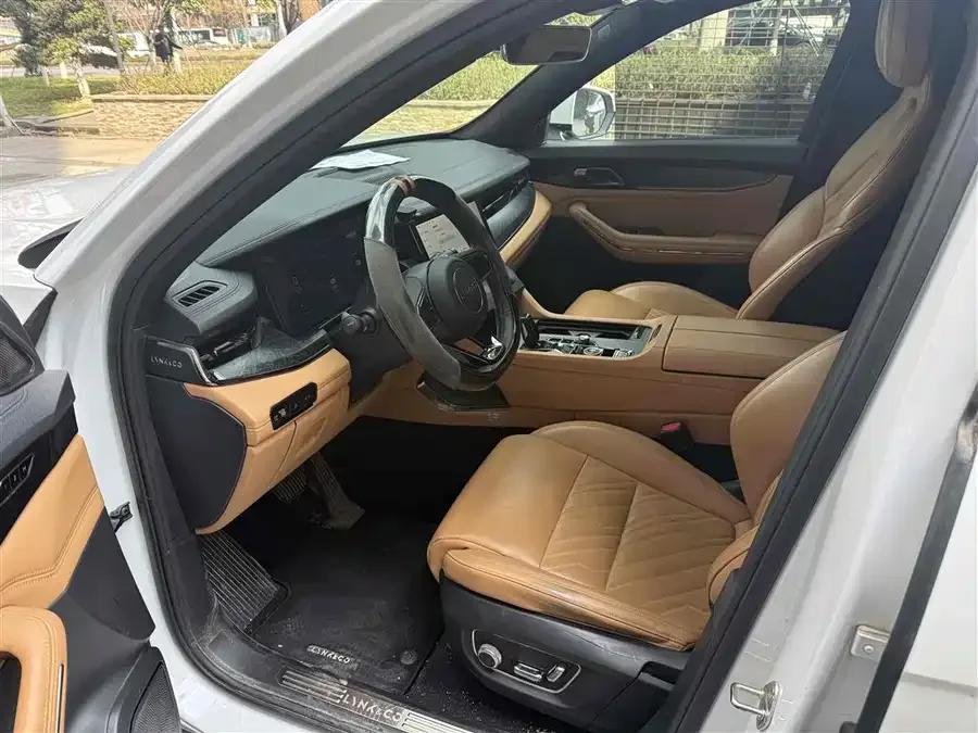 Lynk & Co 09 Lynk & Co 09 2021 2.0T Ultra seven-seater 2022 — миниатюра 3