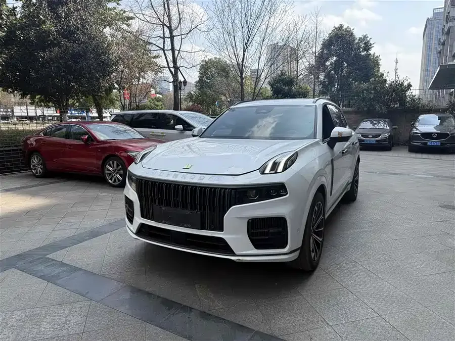 Lynk & Co 09 2022