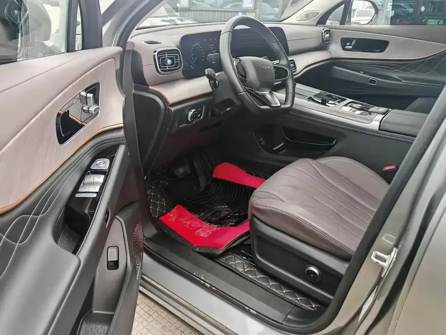 Chery Tiggo 9 C-DM Tiggo 9 C-DM 2025 1.5T 106KM Super Edition 5-seater LiFePO4 2025 — миниатюра 4