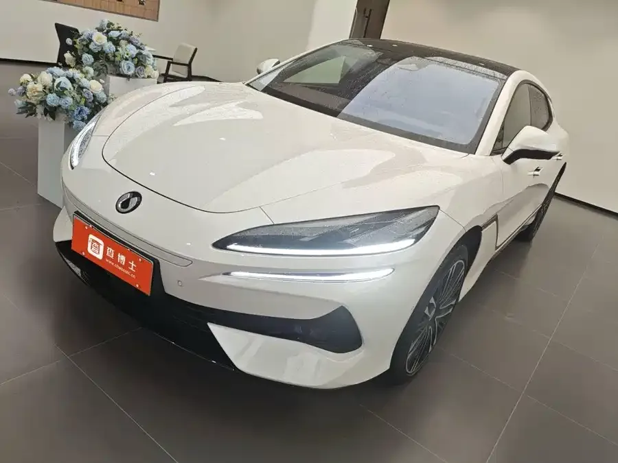 BYD Z9GT 2024
