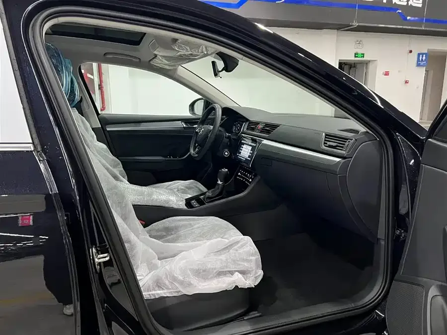 Skoda SuperB Superb 2025 TSI280 DSG Premium Edition 2025 — миниатюра 5