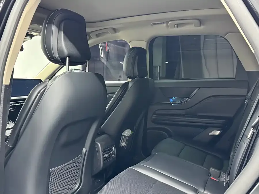 Lincoln Adventurer Adventurer 2024 2.0T 2WD Elegant Edition 2024 — миниатюра 2