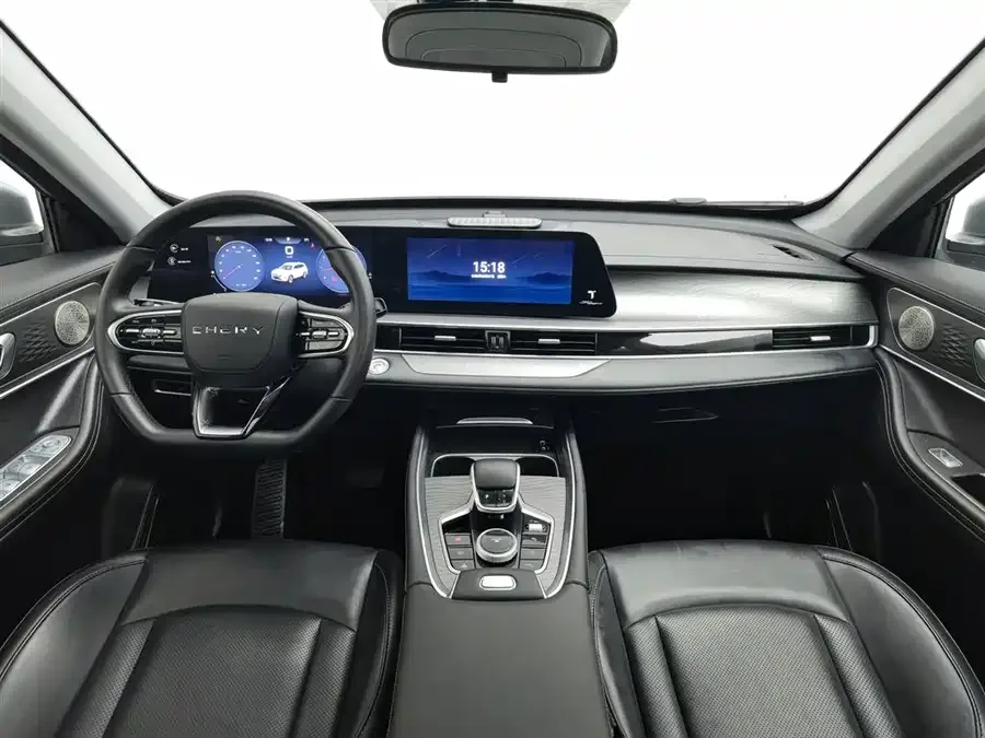 Chery Tiggo 8 PLUS Tiggo 8 PLUS 2024 Champion Edition 290TGDI DCT Pride Edition 7-seater 2024 — миниатюра 2