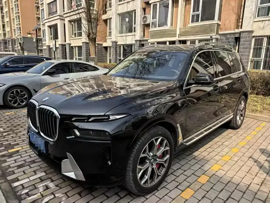 BMW X7 2024