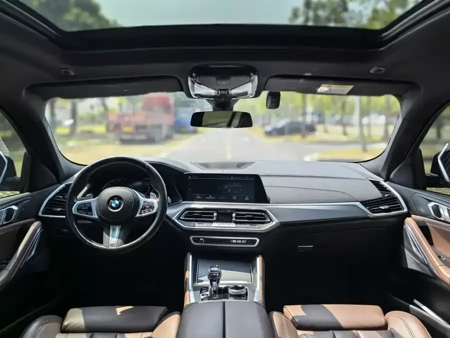 BMW X6 2022 xDrive30i M Sport Package 2022 — миниатюра 3