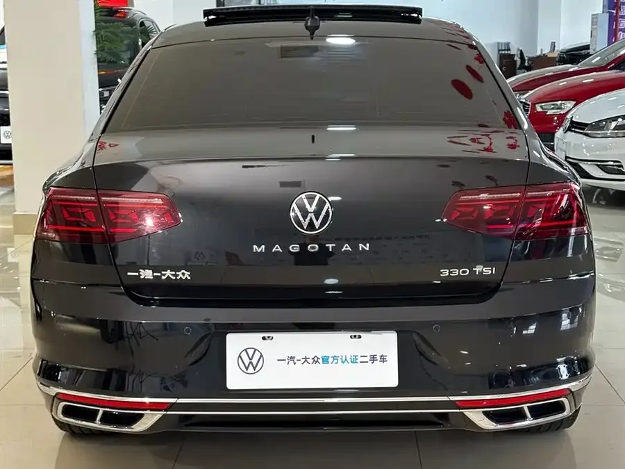 Volkswagen Magotan Magotan 2023 2 million commemorative edition 330TSI DSG leading model 2023 — миниатюра 5